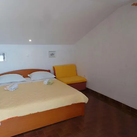 Apartment 3