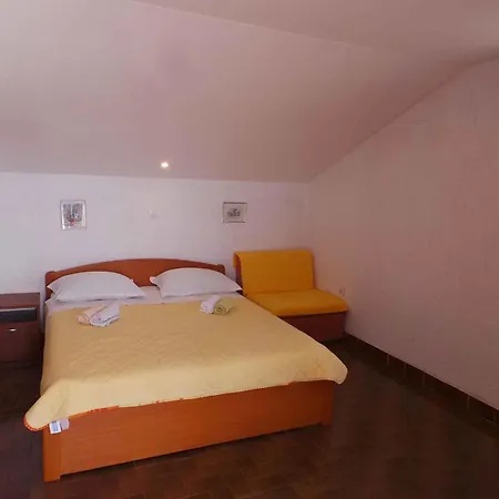 Apartment 3