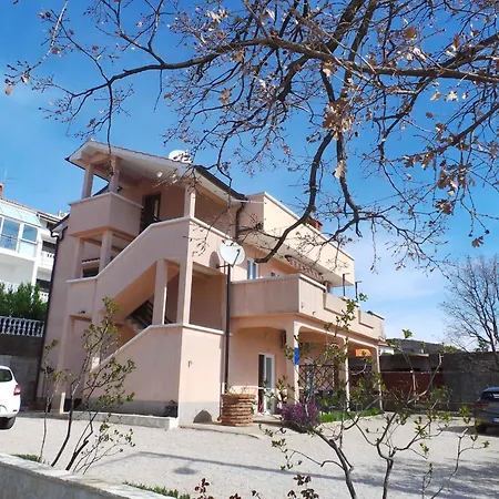 3 Apartment