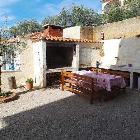 3 Apartman Kornic